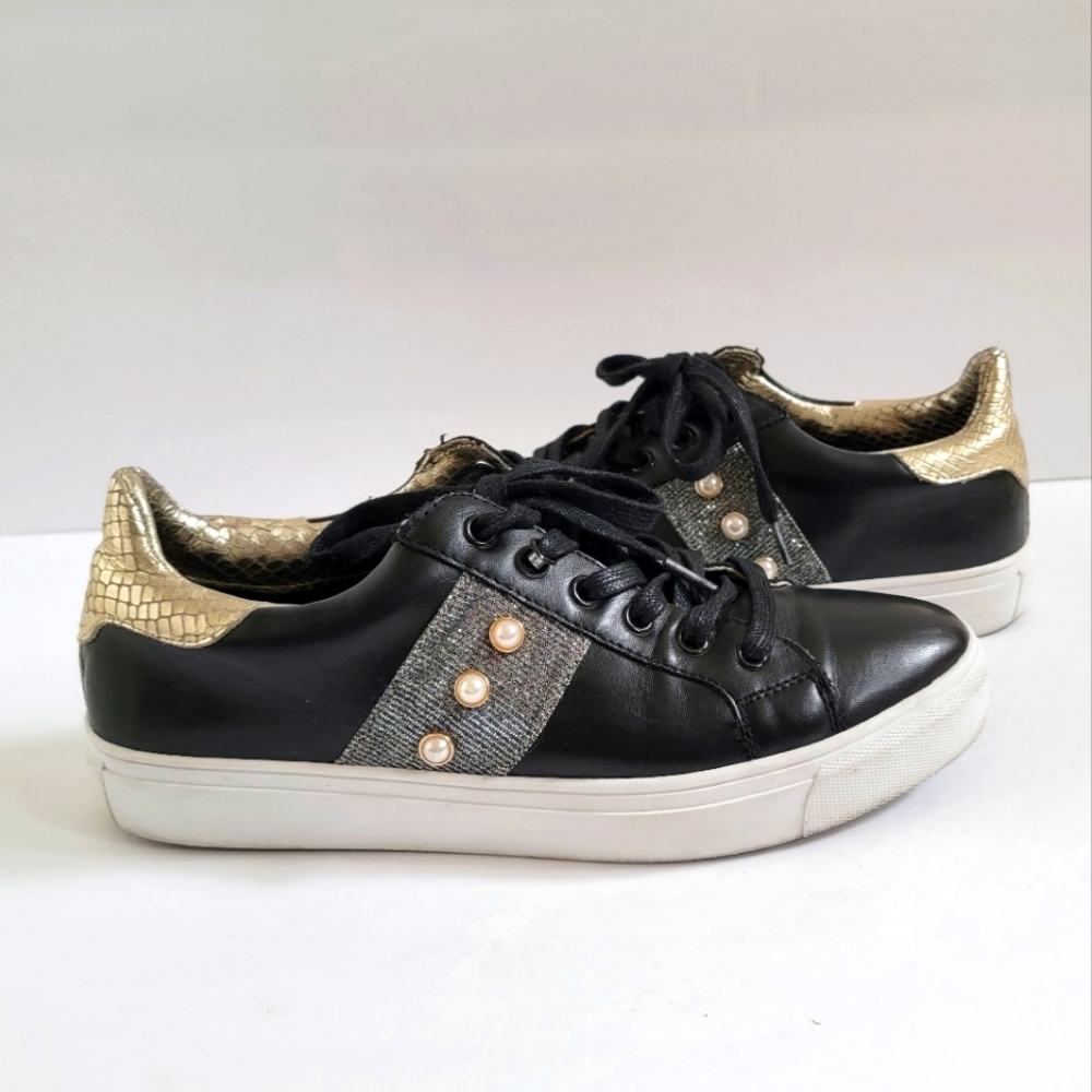 Stylish Black and Gold Women's Sneakers